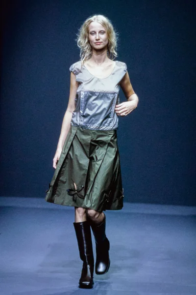 Look 48